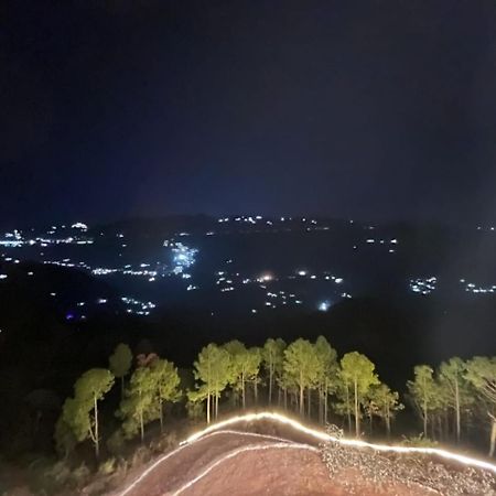Hotel Tribe View - Away From City Hustle !! Top Rated & Most Awarded Property !! A Peaceful Stay Kasauli Bagian luar foto